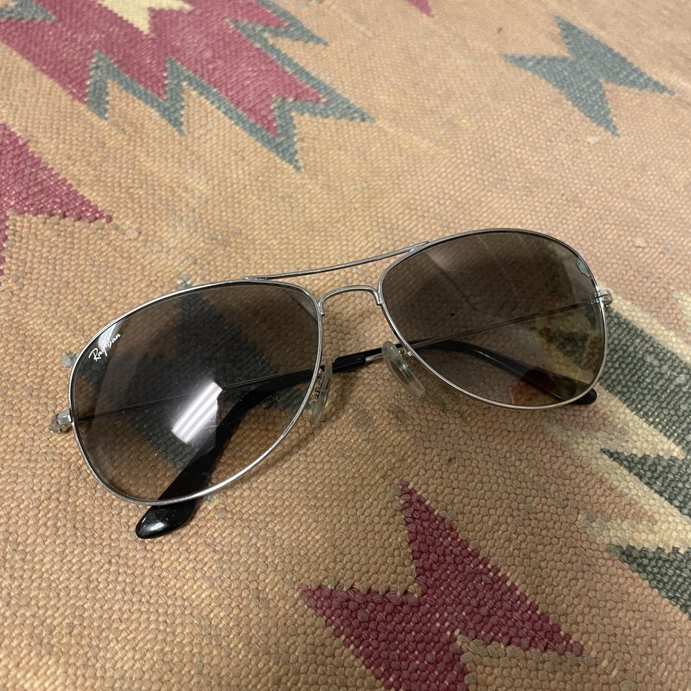 Ray-Ban Aviator Sunglasses Mens Silver Gray Gradient Metal Adjustable Nose Pads
